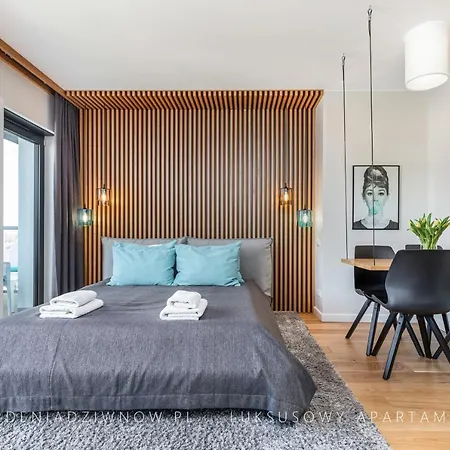 Audrey Delux Seaview Gardenia