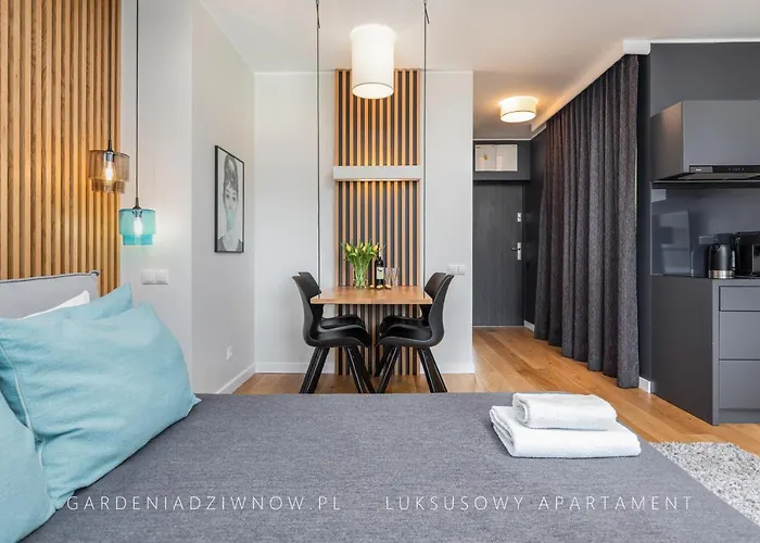 Audrey Delux Seaview Gardenia *